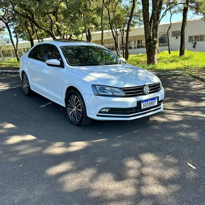 VOLKSWAGEN JETTA 2.0 TSI HIGHLINE 211CV GASOLINA 4P TIPTRONIC